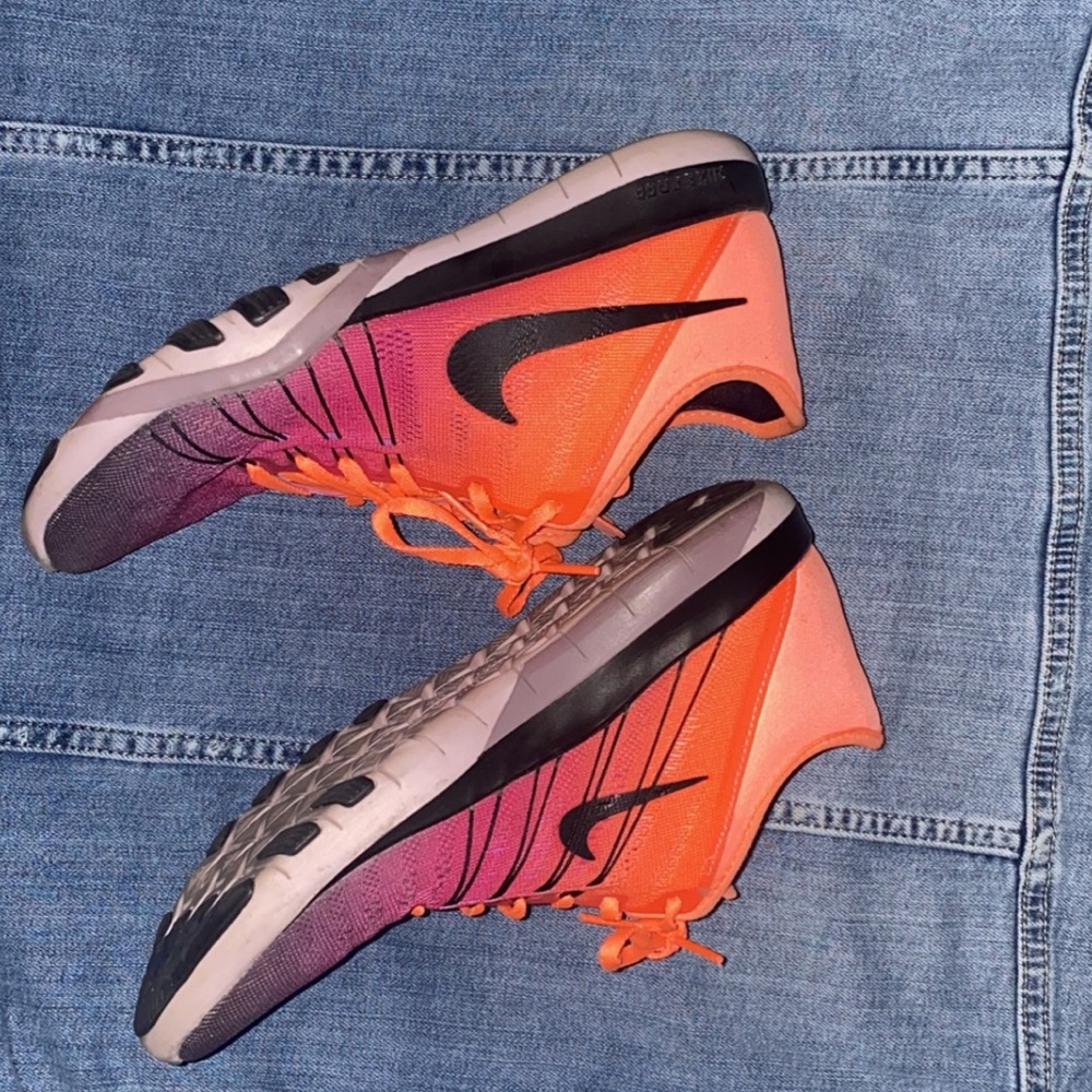 Nike shoes